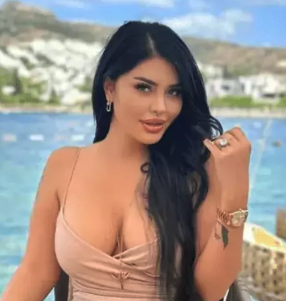 Ebru Polat Özel İçeriklerini İzle | En Güncel Ünlü İfşa